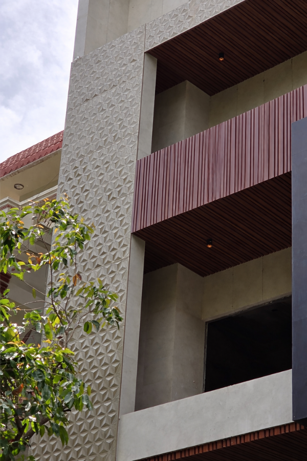 Triblossom Facade